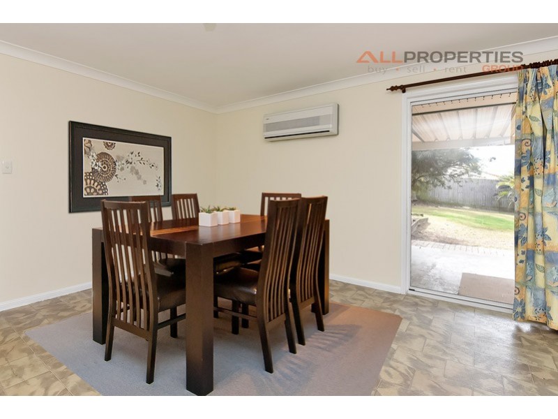 7 IBERIS COURT, Regents Park QLD 4118