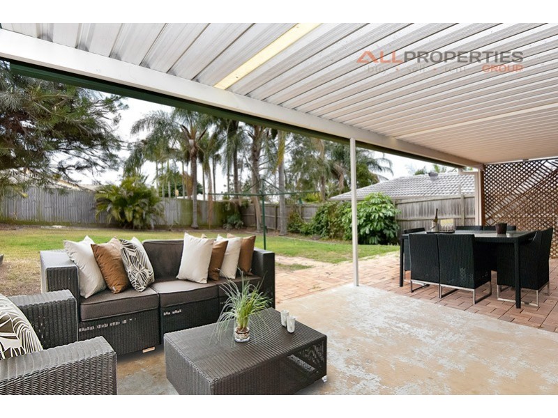 7 IBERIS COURT, Regents Park QLD 4118
