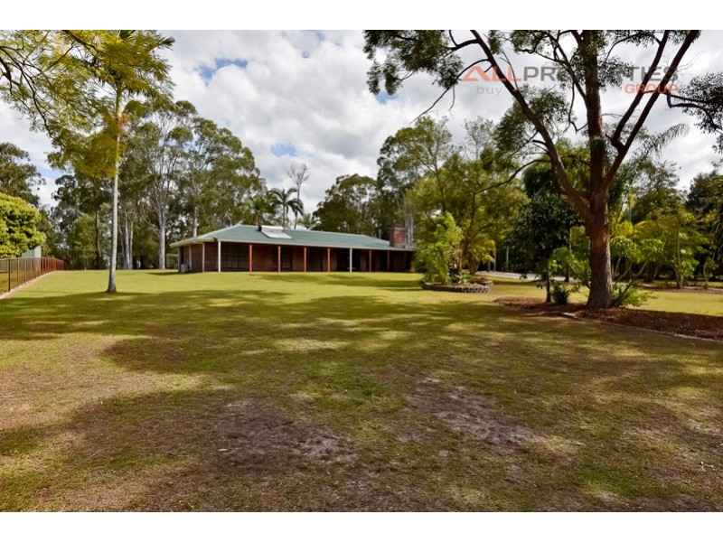 45 Crest Road, Greenbank QLD 4124
