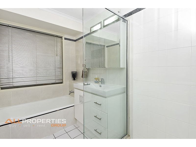 7 ALGOL STREET, Regents Park QLD 4118