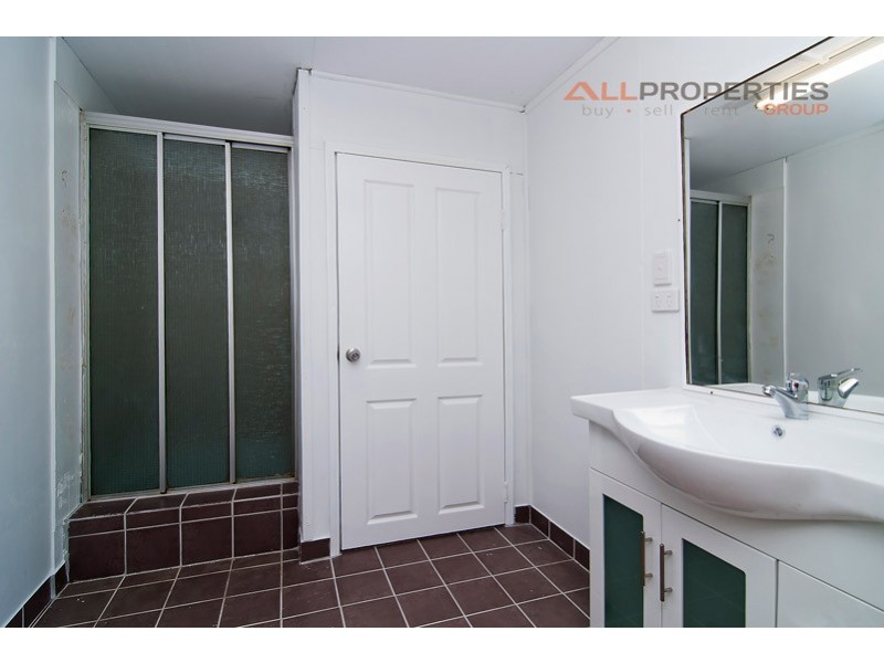 22 White St, Bundamba QLD 4304