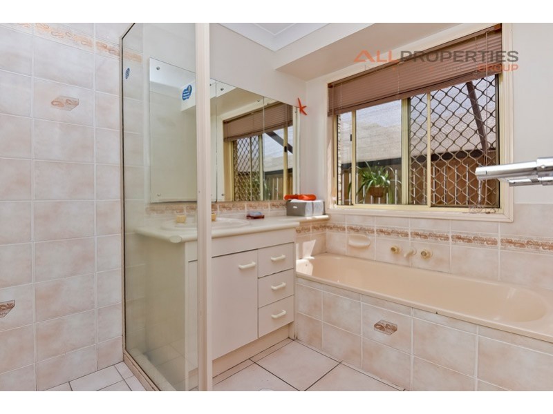 23 Orangetip Crescent, Calamvale QLD 4116