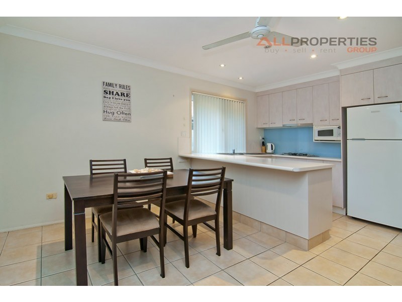 42 Oldbury Place, Forest Lake QLD 4078