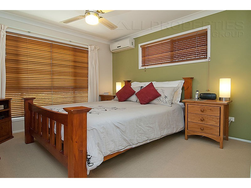 42 Oldbury Place, Forest Lake QLD 4078