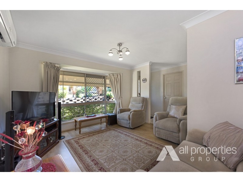 83 GORDONIA DRIVE, Regents Park QLD 4118