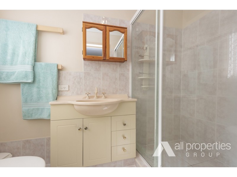 83 GORDONIA DRIVE, Regents Park QLD 4118