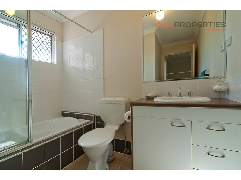 20/1 Daintree Drive, Parkinson QLD 4115