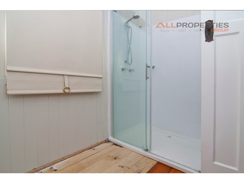 53 Burke Street, Coorparoo QLD 4151