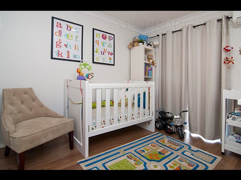 23 Hyde Pl, Forest Lake QLD 4078