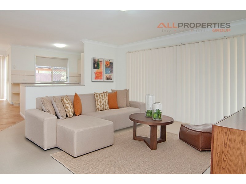 5 Summerhill Pl, Forest Lake QLD 4078