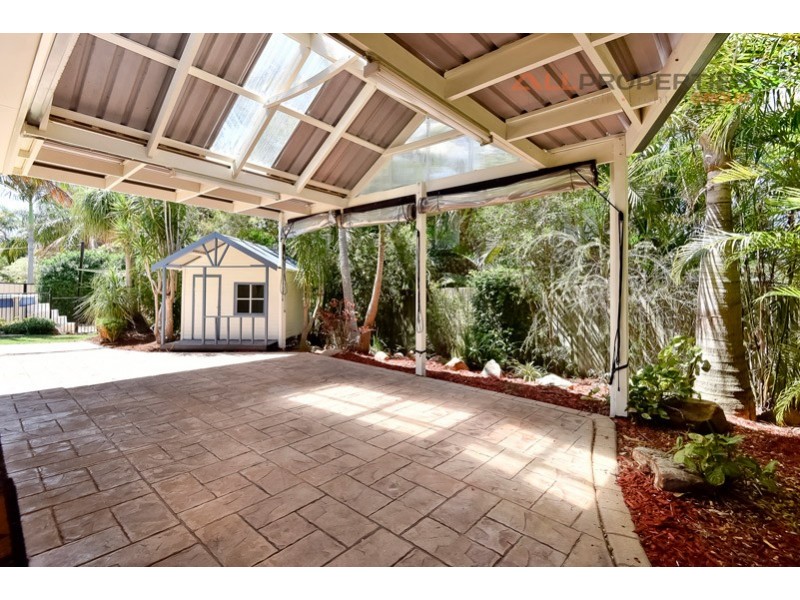 55 Honeysuckle Way, Calamvale QLD 4116