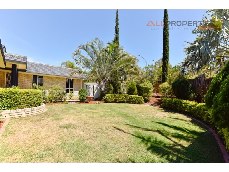 55 Honeysuckle Way, Calamvale QLD 4116