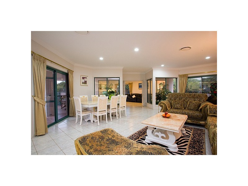 22 Poets Place, Parkinson QLD 4115