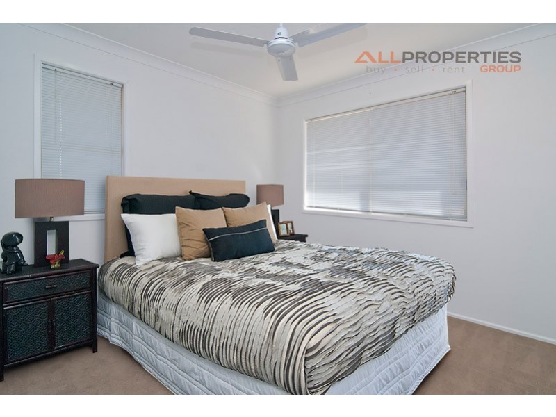 1 Sugar Glider St, Berrinba QLD 4117