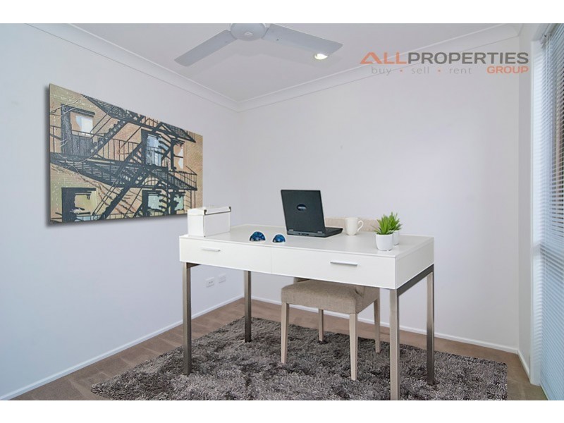 1 Sugar Glider St, Berrinba QLD 4117