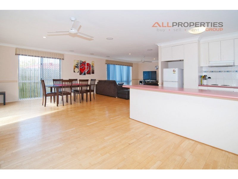 6 Griffith Court, Forest Lake QLD 4078