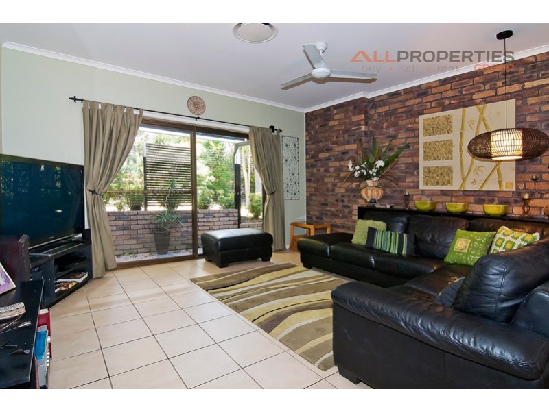 5 Gisbourne Street, Forestdale QLD 4118