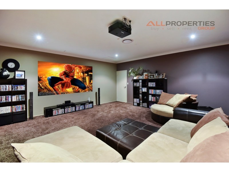 90-96 Canterbury Drive, Mundoolun QLD 4285