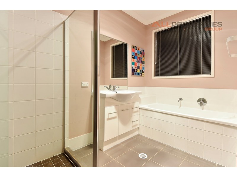 90-96 Canterbury Drive, Mundoolun QLD 4285