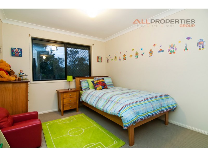 27 Avocet Ct, Greenbank QLD 4124