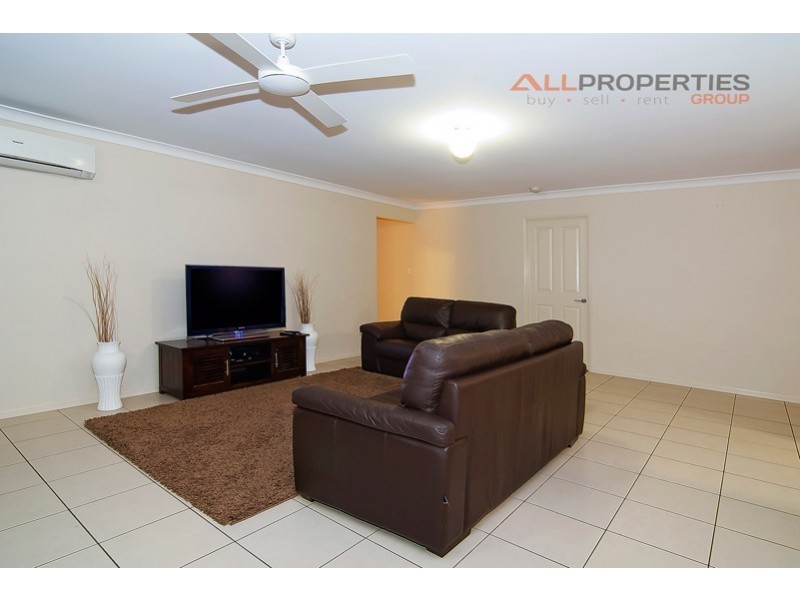 27 Avocet Ct, Greenbank QLD 4124
