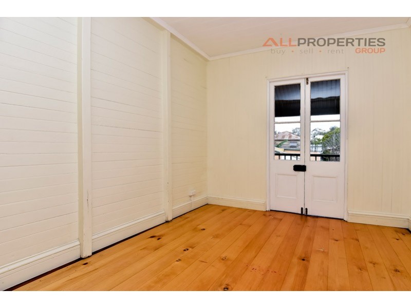 6 Boundary Street, Bundamba QLD 4304