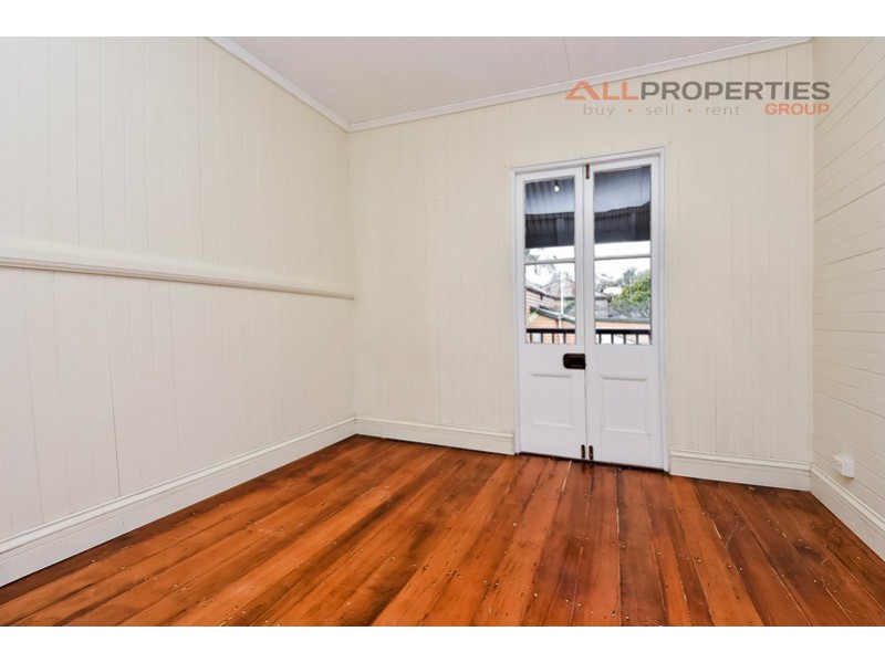 6 Boundary Street, Bundamba QLD 4304