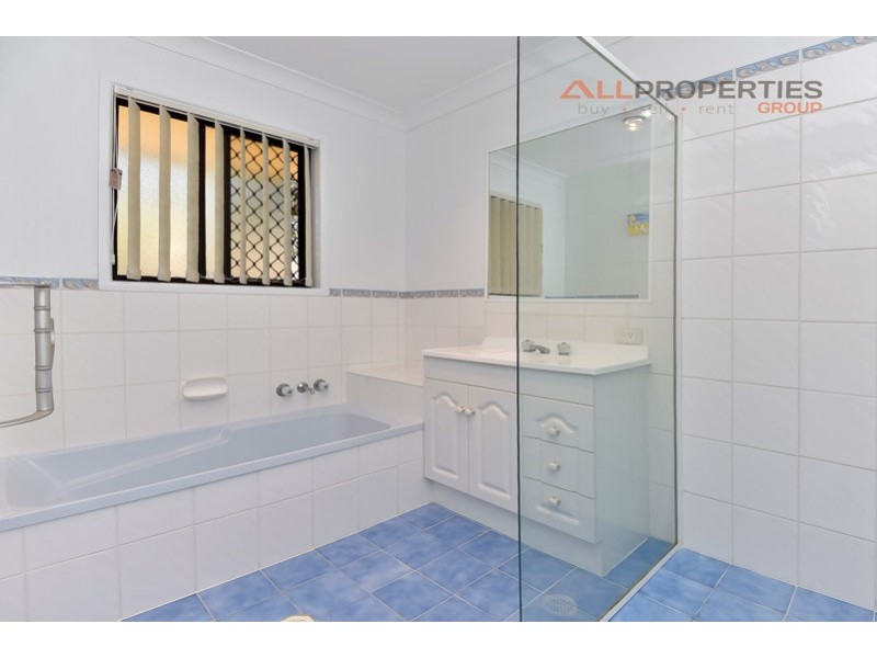 12-16 Grosvenor Court, Munruben QLD 4125