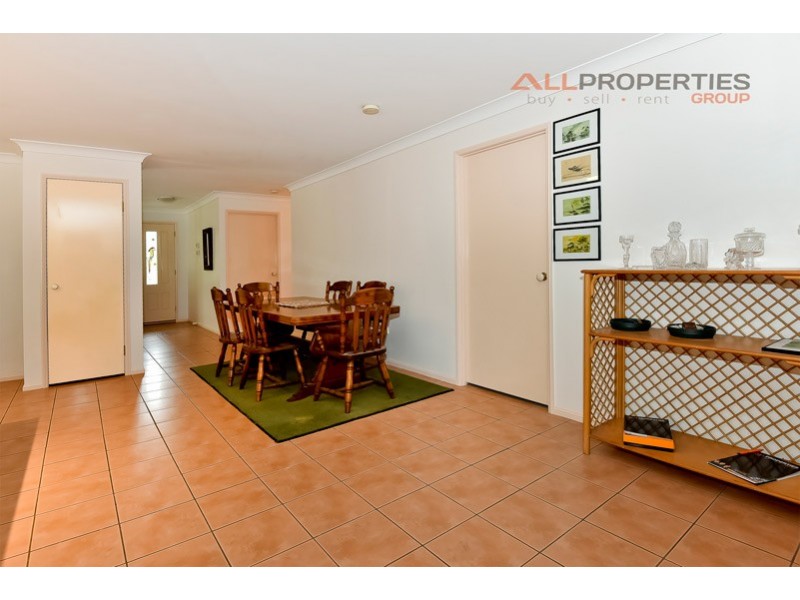 30 Chapple Place, Forest Lake QLD 4078