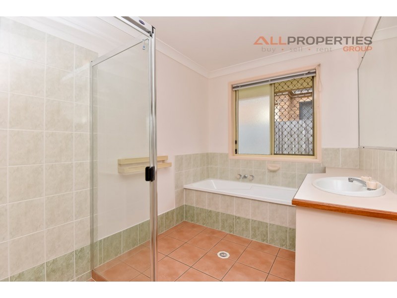 30 Chapple Place, Forest Lake QLD 4078