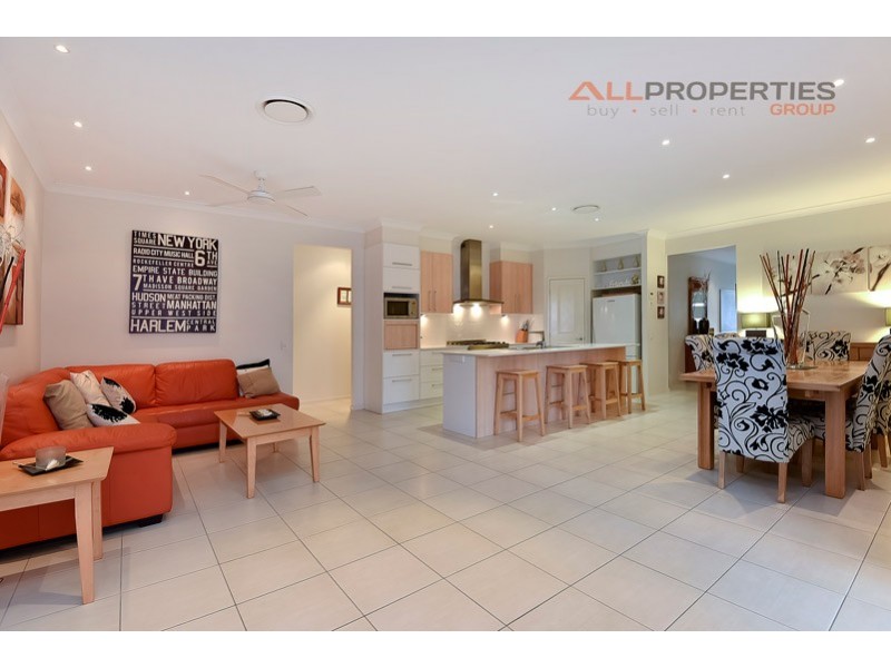 12 Gardenia Circuit, Heathwood QLD 4110