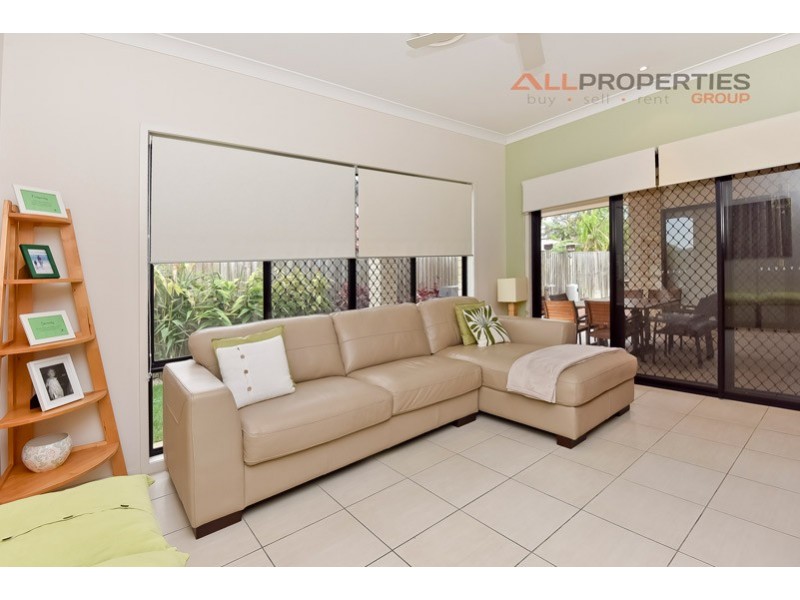 12 Gardenia Circuit, Heathwood QLD 4110