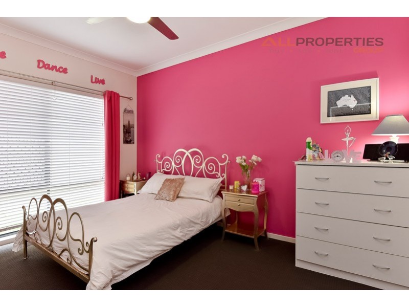 12 Gardenia Circuit, Heathwood QLD 4110