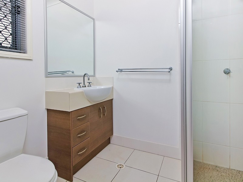 17 Juniper Street, Heathwood QLD 4110