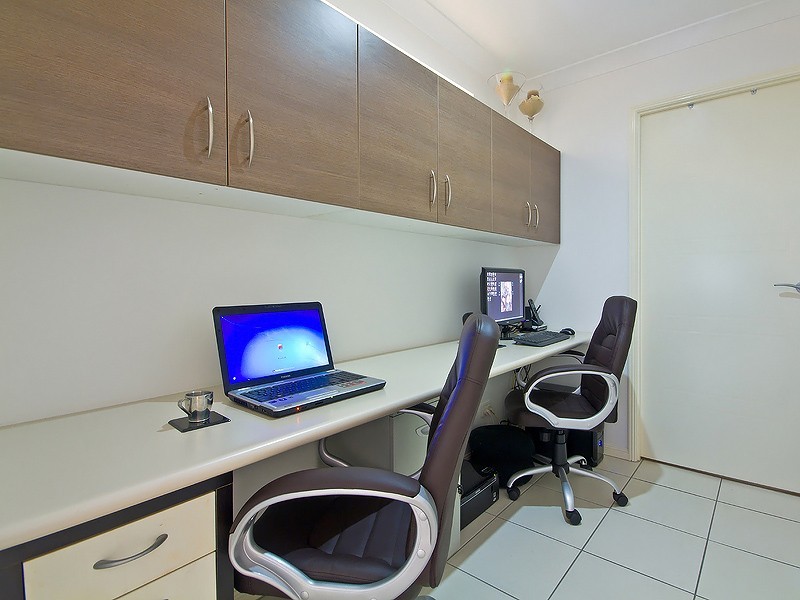 17 Juniper Street, Heathwood QLD 4110