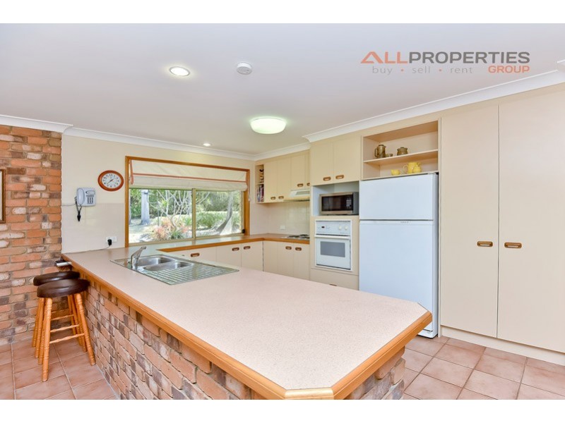 48 Palmerston Court, Munruben QLD 4125