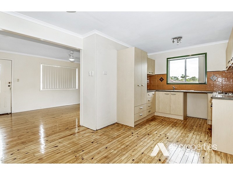 10 Forestwood Street, Crestmead QLD 4132
