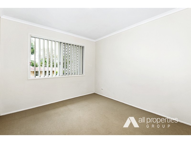 10 Forestwood Street, Crestmead QLD 4132