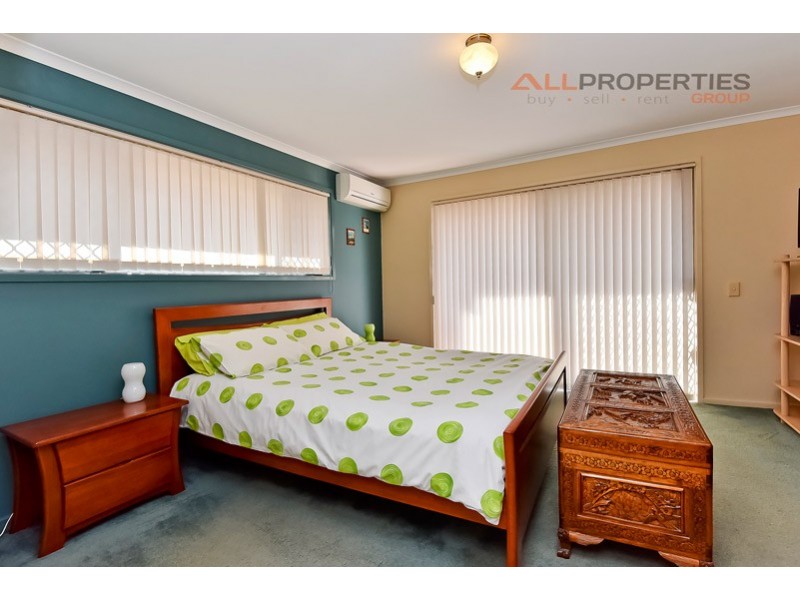 5 Glenfield St, Parkinson QLD 4115