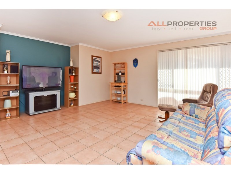 5 Glenfield St, Parkinson QLD 4115