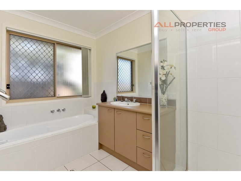 70 Jordan St, Richlands QLD 4077