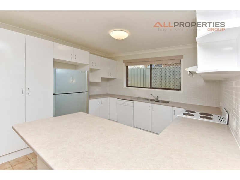 181 EMERALD DRIVE, Regents Park QLD 4118