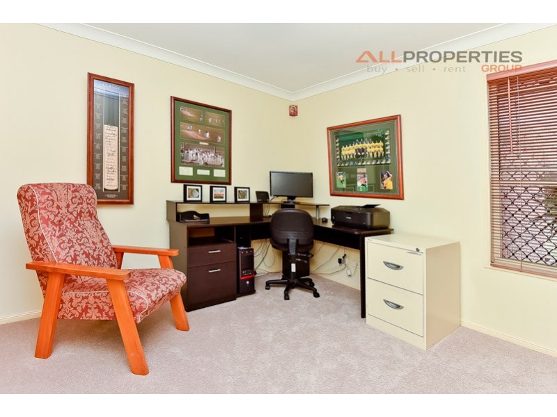 25 Central Street, Calamvale QLD 4116