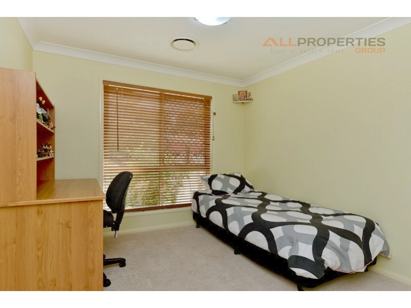 25 Central Street, Calamvale QLD 4116