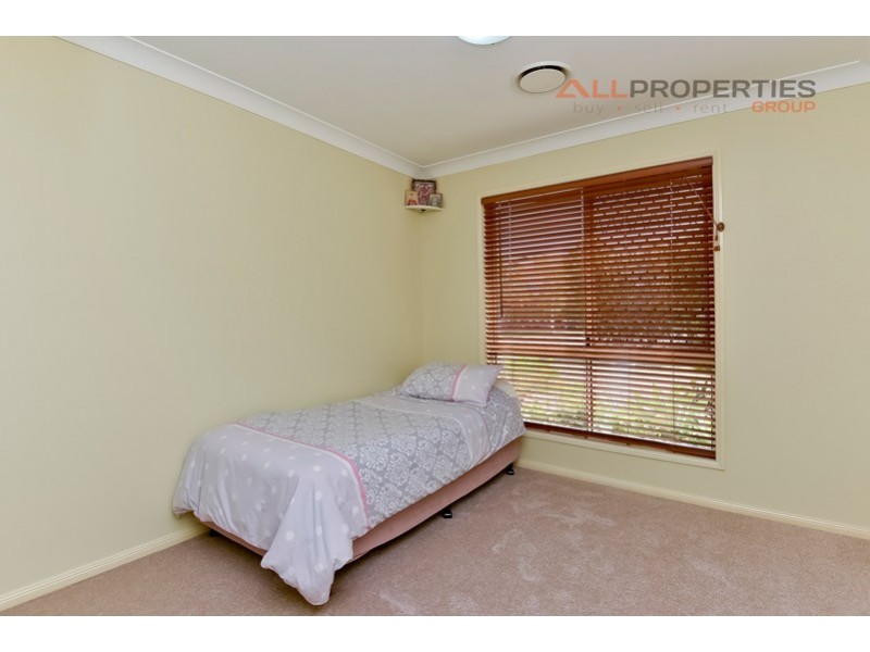 25 Central Street, Calamvale QLD 4116