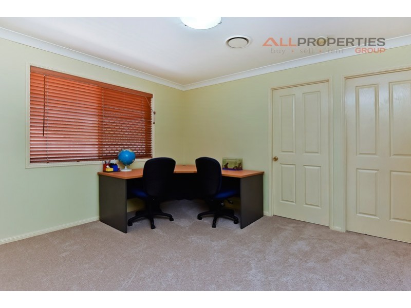25 Central Street, Calamvale QLD 4116