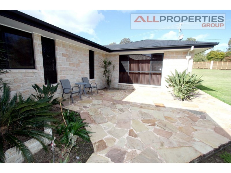 Woodhill QLD 4285
