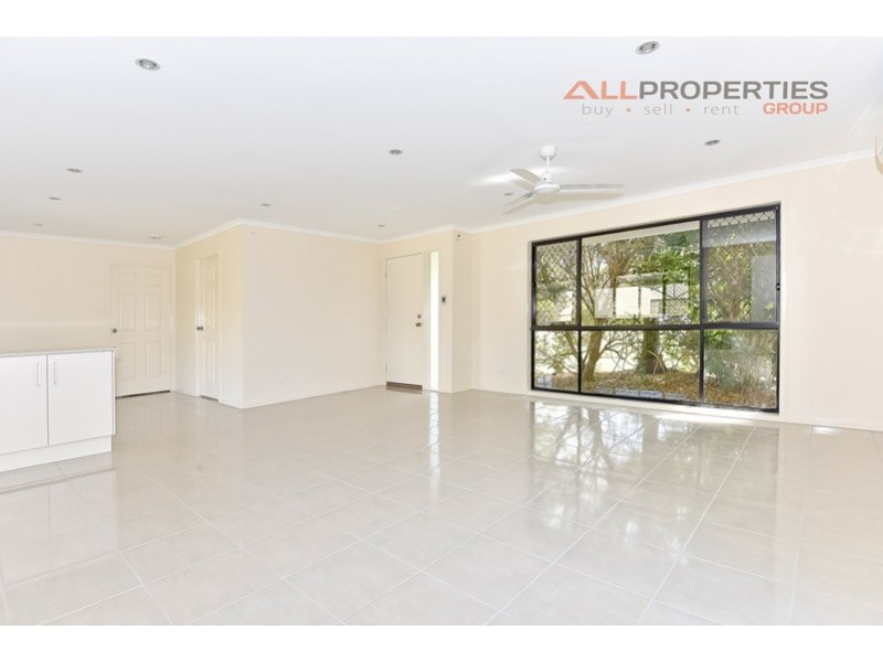 37 Wilton Cres, Boronia Heights QLD 4124