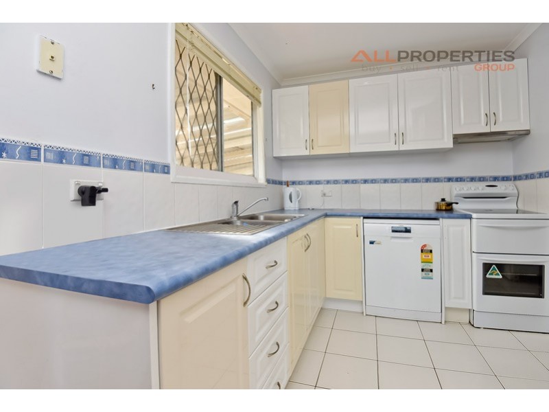 2 Burton Court, Boronia Heights QLD 4124