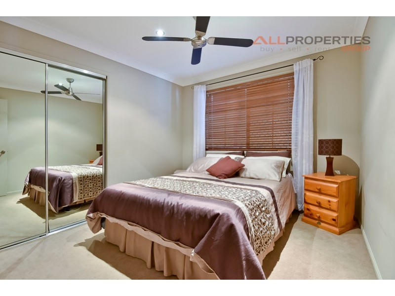 14 Hume Court, Boronia Heights QLD 4124